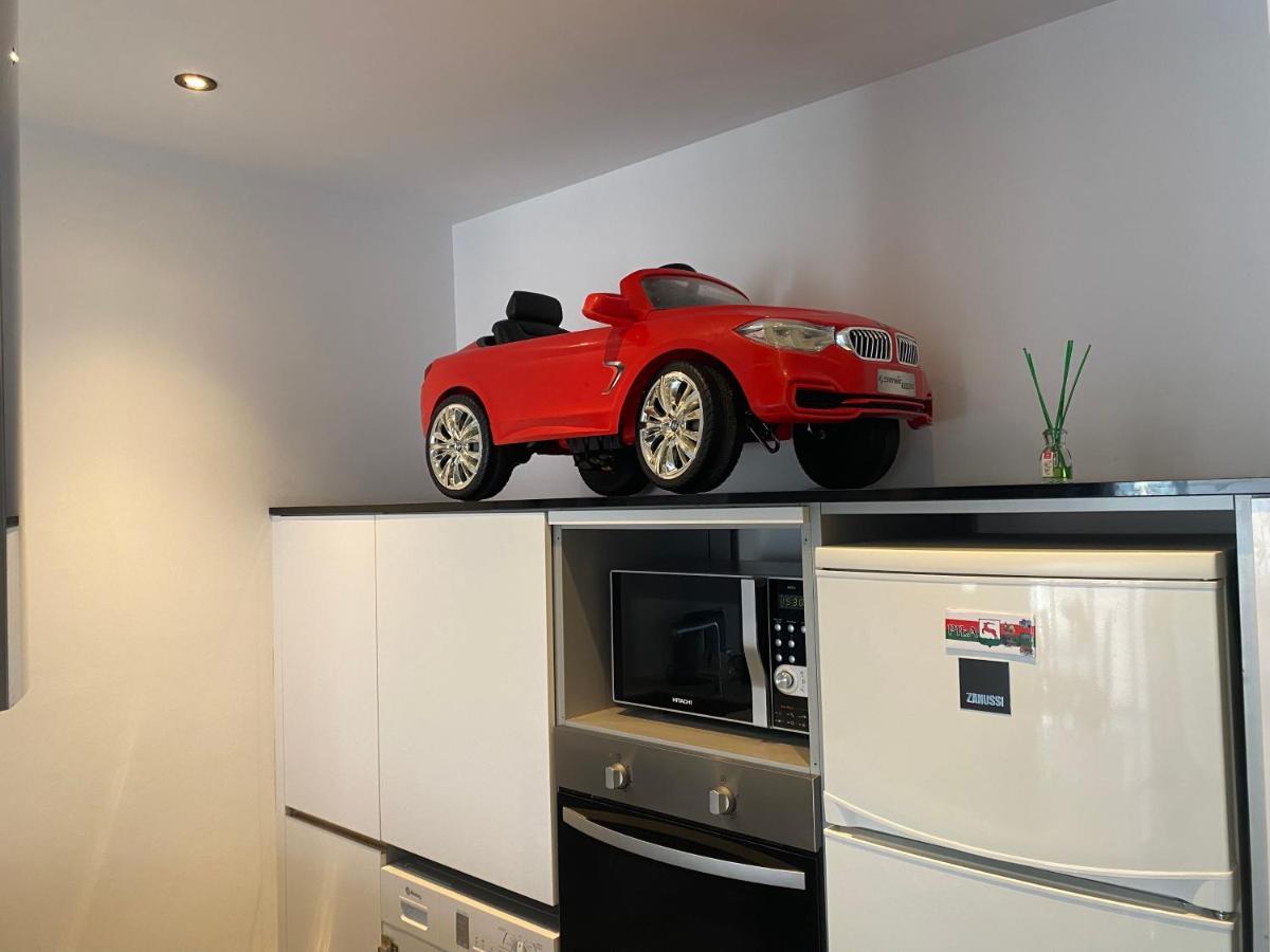 Apartamento En Madrid Rio Con Parking Gratuito Esterno foto