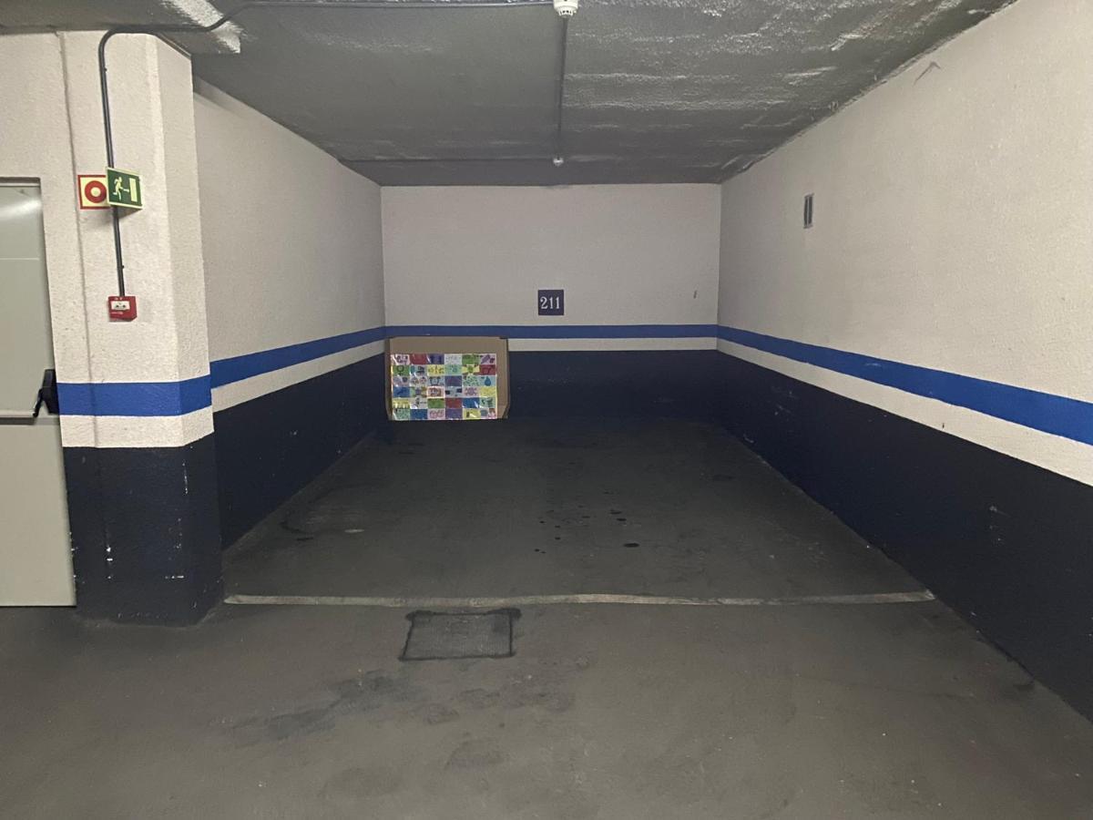 Apartamento En Madrid Rio Con Parking Gratuito Esterno foto